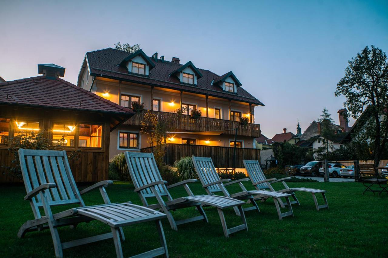 Hotel Zamorc Skofja Loka Bagian luar foto