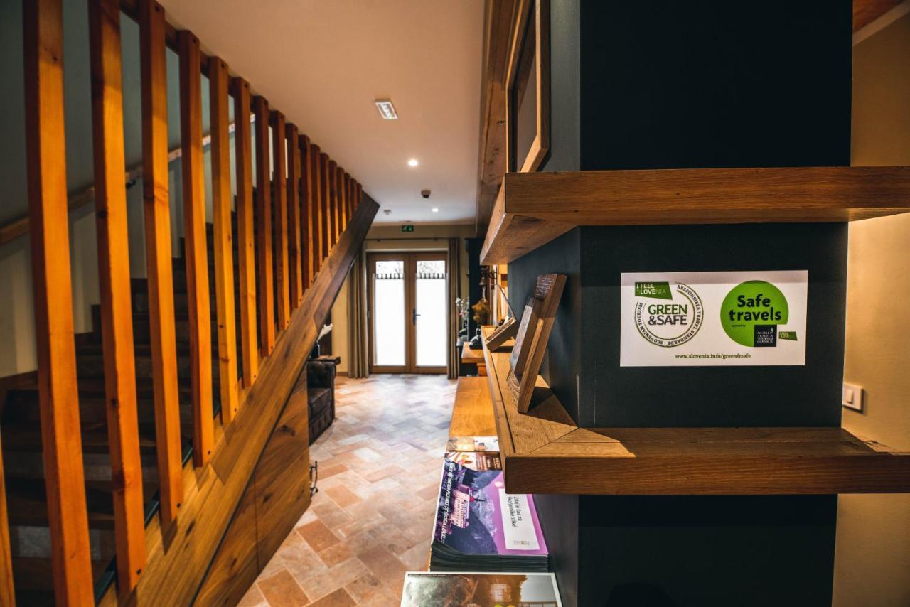 Hotel Zamorc Skofja Loka Bagian luar foto