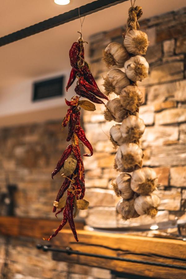 Hotel Zamorc Skofja Loka Bagian luar foto