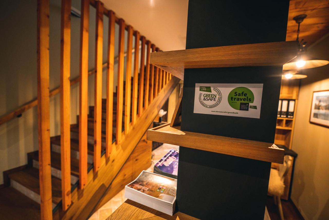 Hotel Zamorc Skofja Loka Bagian luar foto