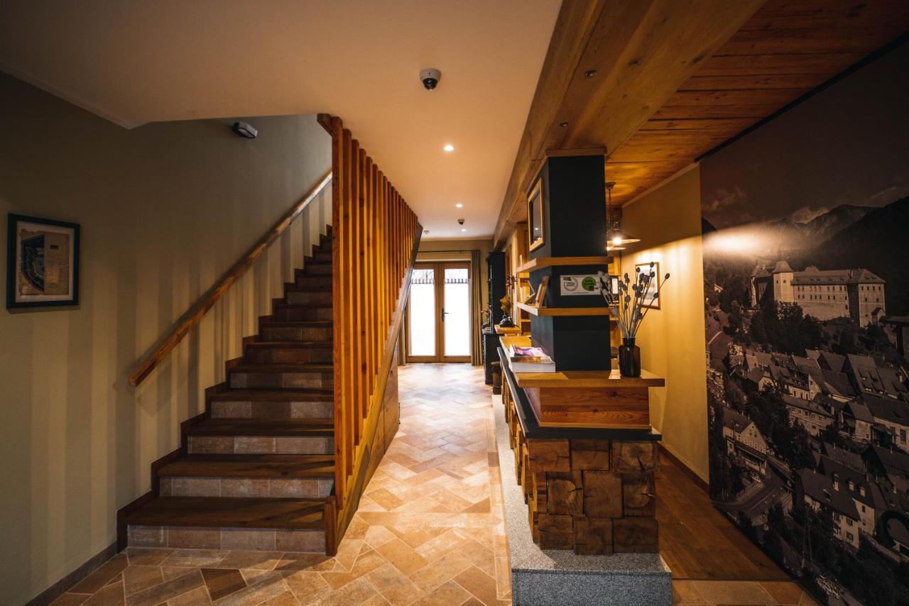 Hotel Zamorc Skofja Loka Bagian luar foto