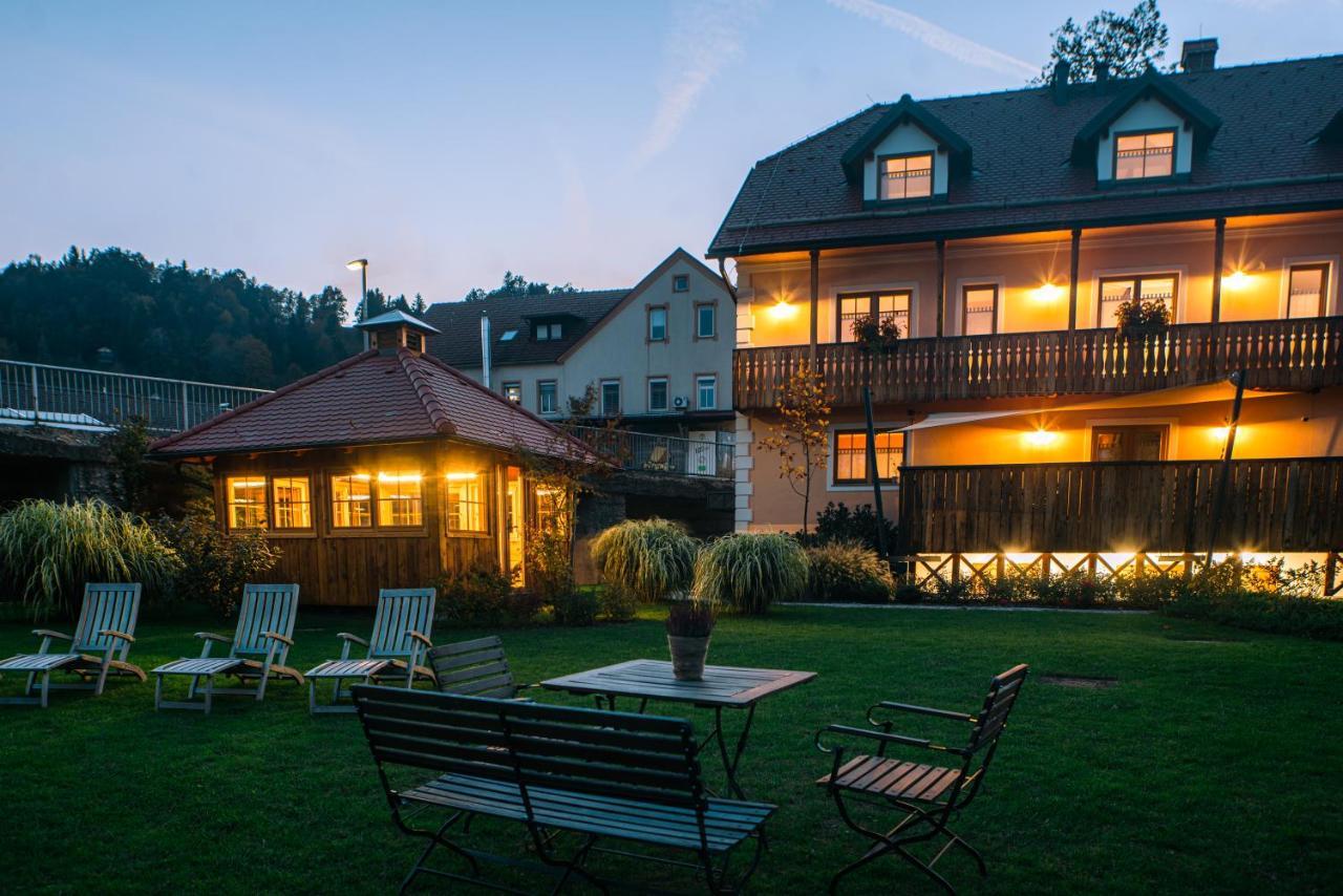 Hotel Zamorc Skofja Loka Bagian luar foto